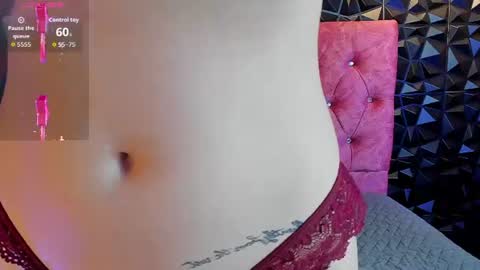 Snapshot of blueviolette chatting on 8, 6, 2026 Violette 3 online show from 8, 6, 2026