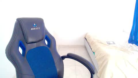  Hey guysI am BrendaWelcome my room online show from 24, 10, 2025