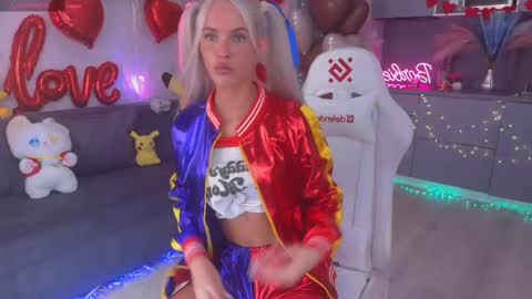 Snapshot of blush_mikki chatting on 14, 2, 2025 Mikki chan online show from 14, 2, 2025