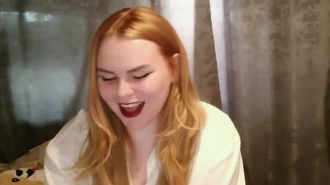 Snapshot of blushing_star chatting on 26, 6, 2026 blushing_star online show from 26, 6, 2026