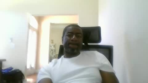 bluuthunder1914 online show from 16, 2, 2026