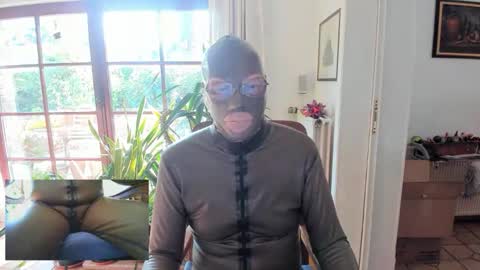 SlaveRobert online show from 19, 10, 2025