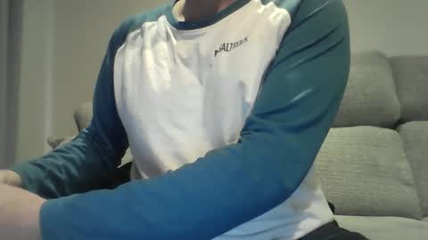 Snapshot of bobby_113 chatting on 21, 10, 2025 bobby_113 online show from 21, 10, 2025