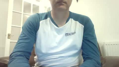 Snapshot of bobby_113 chatting on 14, 4, 2026 bobby_113 online show from 14, 4, 2026