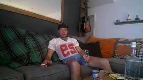 Snapshot of bobbyandsadie chatting on 31, 10, 2025 Bobby and Sadie online show from 31, 10, 2025