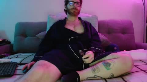 Snapshot of bobbyenglish69 chatting on 12, 2, 2025 Bobby English online show from 12, 2, 2025