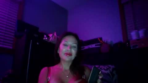milf online show from 6, 10, 2025