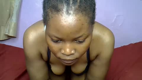 Snapshot of body_desire1 chatting on 14, 12, 2025 body_desire1 online show from 14, 12, 2025