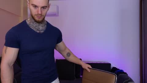 bodyouwant online show from 28, 1, 2025