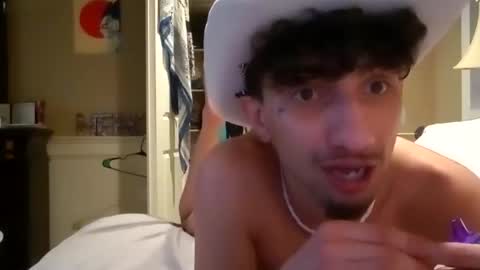 Snapshot of bodyyattiyatti chatting on 1, 2, 2025 Sailorartemis online show from 1, 2, 2025