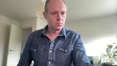 Snapshot of boegieboy76 chatting on 31, 10, 2025 ask me online show from 31, 10, 2025