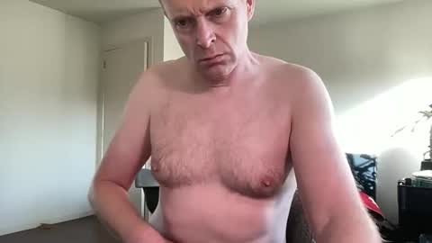 Snapshot of boegieboy76 chatting on 21, 11, 2025 ask me online show from 21, 11, 2025