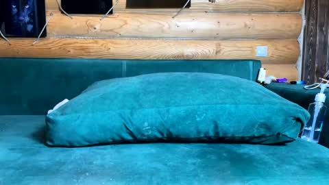 Snapshot of bohemianrhapsody1 chatting on 29, 11, 2025 Nail and Olivia online show from 29, 11, 2025