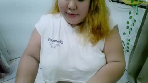 Snapshot of bombastic_darla chatting on 28, 9, 2025 bombastic_darla online show from 28, 9, 2025