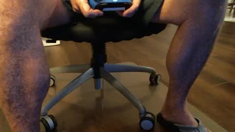 FRECKLES online show from 4, 3, 2025