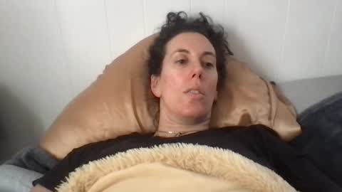 Snapshot of bonfirebonnie chatting on 19, 1, 2025 Bonnie online show from 19, 1, 2025