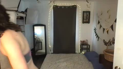 Snapshot of bonfirebonnie chatting on 18, 2, 2025 Bonnie online show from 18, 2, 2025