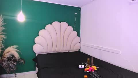 bonieklent online show from 2, 2, 2025