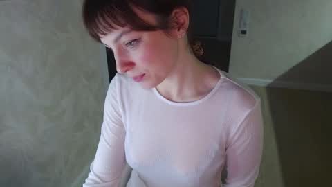 Snapshot of bonjourlabelle chatting on 29, 12, 2024 Mary 3 live time content 18 online show from 29, 12, 2024