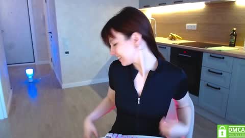 Snapshot of bonjourlabelle chatting on 30, 1, 2025 Mary 3 live time content 18 online show from 30, 1, 2025