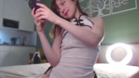 Snapshot of bonjourlabelle chatting on 23, 10, 2025 Mary 3 live time content 18 online show from 23, 10, 2025