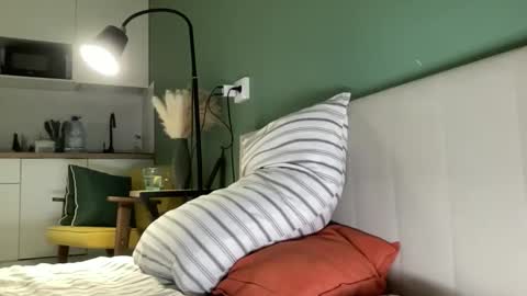 Snapshot of bonjourlabelle chatting on 4, 11, 2025 Mary 3 live time content 18 online show from 4, 11, 2025