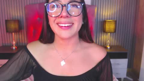 Snapshot of bonnali_lune chatting on 22, 11, 2025 bonnali_lune online show from 22, 11, 2025