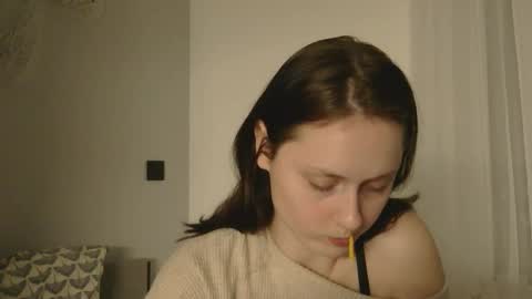 Snapshot of bonne_chance chatting on 14, 12, 2025 bonne_chance online show from 14, 12, 2025