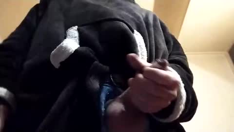 bonnequeue53 online show from 23, 11, 2025