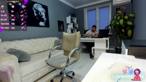 bonnie_annd_clyde online show from 4, 12, 2024