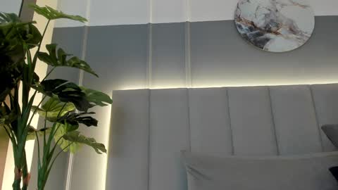 Snapshot of bonnie_bloom chatting on 14, 1, 2025 Bonnie online show from 14, 1, 2025