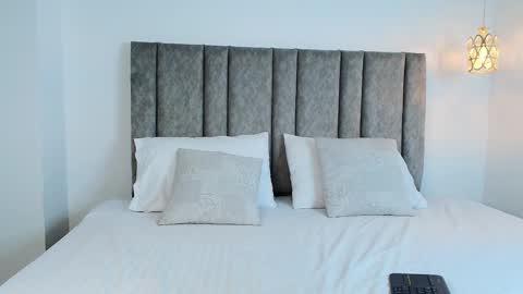 Snapshot of bonnie_bloom chatting on 11, 11, 2025 Bonnie online show from 11, 11, 2025