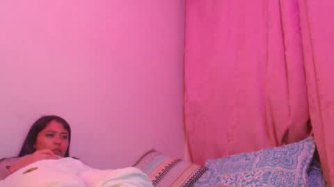 Snapshot of bonnieand_clyde22 chatting on 25, 11, 2025 bonnieand_clyde22 online show from 25, 11, 2025