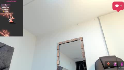   online show from 21, 12, 2025