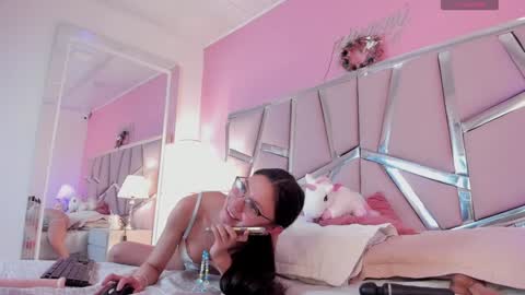 Snapshot of bonniepark_ chatting on 28, 12, 2024 Bonnie online show from 28, 12, 2024