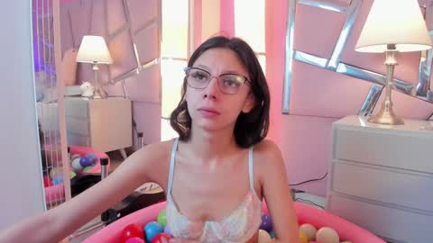 Snapshot of bonniepark_ chatting on 11, 1, 2025 Bonnie online show from 11, 1, 2025