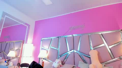 Snapshot of bonniepark_ chatting on 11, 3, 2025 Bonnie online show from 11, 3, 2025