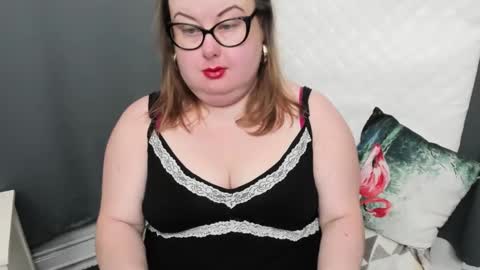 Snapshot of bonnieshining chatting on 4, 1, 2025 Bonnie online show from 4, 1, 2025