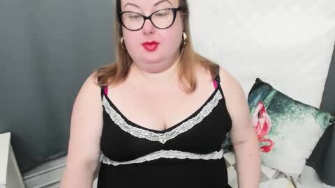 Snapshot of bonnieshining chatting on 4, 1, 2025 Bonnie online show from 4, 1, 2025