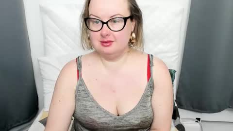 Bonnie online show from 30, 3, 2026