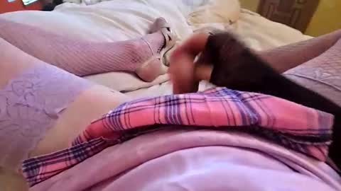 silky sissy sarah online show from 11, 4, 2026