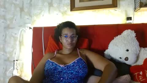Snapshot of bonvivantb chatting on 7, 1, 2025 Queen Bon Vivantt online show from 7, 1, 2025