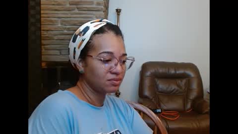 Snapshot of bonvivantb chatting on 7, 10, 2025 Queen Bon Vivantt online show from 7, 10, 2025