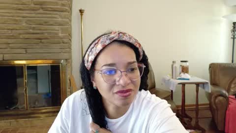 Snapshot of bonvivantb chatting on 17, 10, 2025 Queen Bon Vivantt online show from 17, 10, 2025