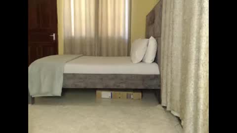 booby_candy online show from 4, 5, 2026