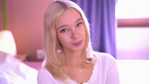 Snapshot of boobybliss chatting on 12, 9, 2025 Alina online show from 12, 9, 2025