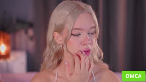 Snapshot of boobybliss chatting on 10, 10, 2025 Alina online show from 10, 10, 2025