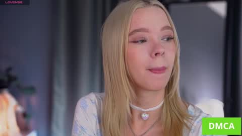 Snapshot of boobybliss chatting on 27, 10, 2025 Alina online show from 27, 10, 2025