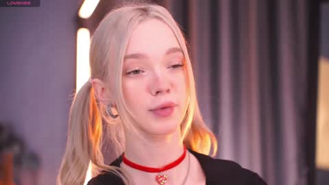 Snapshot of boobybliss chatting on 2, 12, 2025 Alina online show from 2, 12, 2025