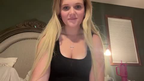 booksnlooksgirl online show from 2, 12, 2024